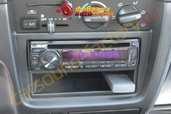 Магнитола Kenwood KDC-4047UGY Kenwood KDC-4047UGY Toyota Hilux