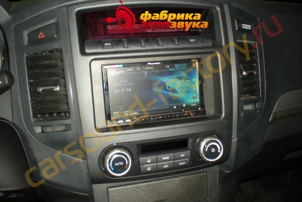 автомагнитола Pioneer AVH-P4300DVD Pioneer AVH-P4300DVD Mitsubishi Pajero