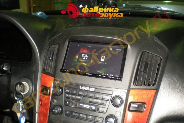 установка автомагнитолы SONY XAV-E70BT SONY XAV-E70BT Lexus RX 300