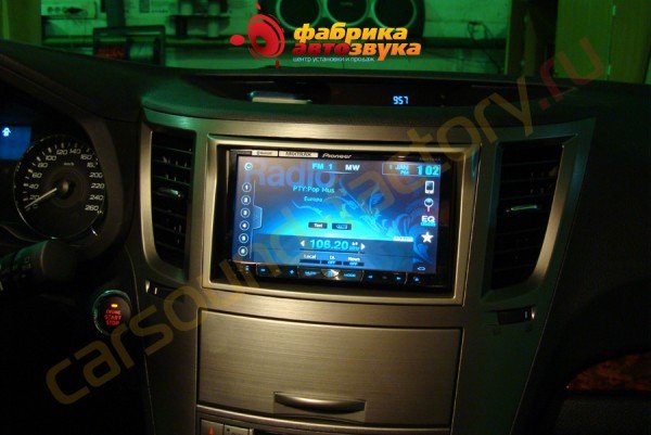 автомагнитола Pioneer AVH-P8400BT Pioneer AVH-P8400BT Subaru Outback