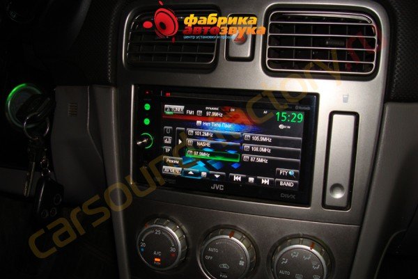 установка автмагнитолы JVC KW-AVX740 JVC KW-AVX740 Subaru Forester