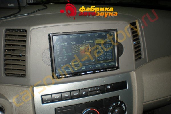 установка автомагнитолы 2din Pioneer (аналог-китай) Pioneer (аналог-китай) Jeep Laredo