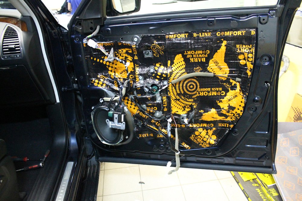 Шумоизоляция дверей в Infiniti QX 80
