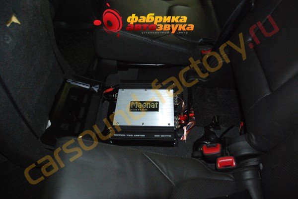 установка усилителя Magnat Edition Two Limited Nissan Pathfinder