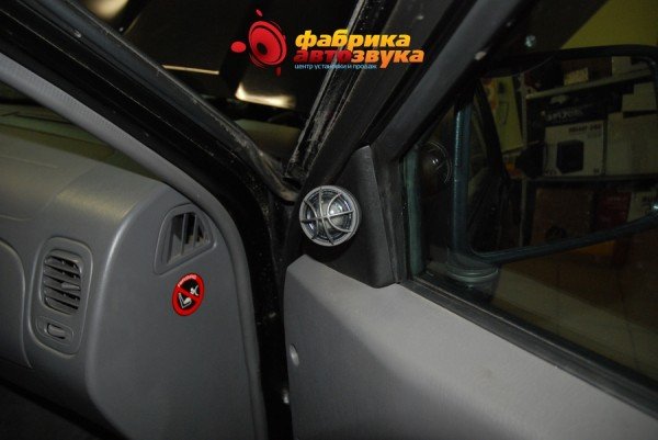 пищалки DLS DLS Nissan NP 300