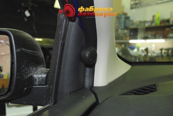 Установка акустики DLS DLS 6/5 Nissan Note