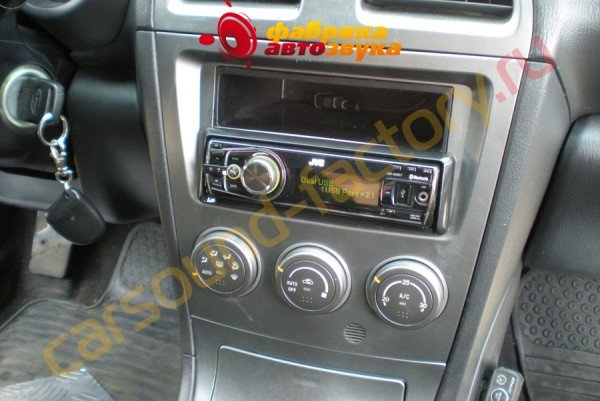 установка автомагнитолы JVC KD-R907 JVC KD-R907 Subaru Impreza (Impreza WRX)