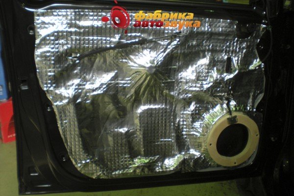 Шумоизоляция дверей SGM Volkswagen Caddy