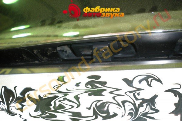 камера заднего вида AVIS Toyota Land Cruiser Prado 120
