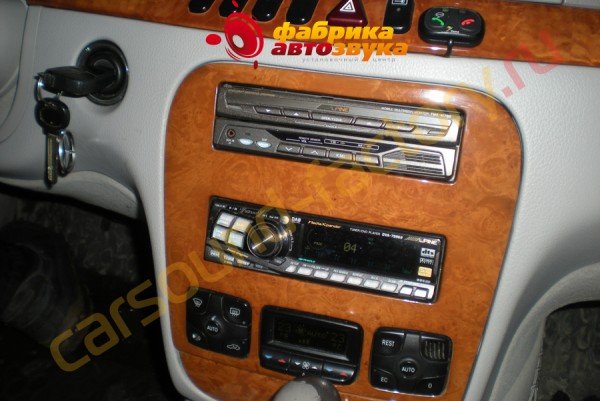 установка магнитолы 1din Alpine DVA-7996R Alpine DVA-7996R Merсedes S class