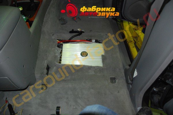 подключение усилителя DLS MA41 DLS MA41 Toyota Land Cruiser 100 (80, 105)