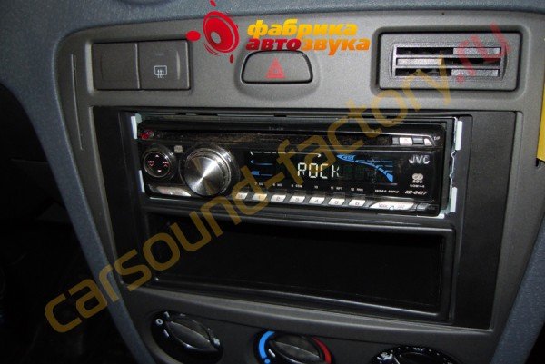 Автомагнитола JVC JVC KD-G427 Ford Fusion