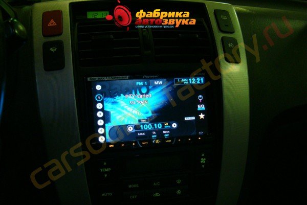 Установка автомагнитолы Pioneer AVH-X4500DVD Pioneer AVH-X4500DVD Hyundai Tucson
