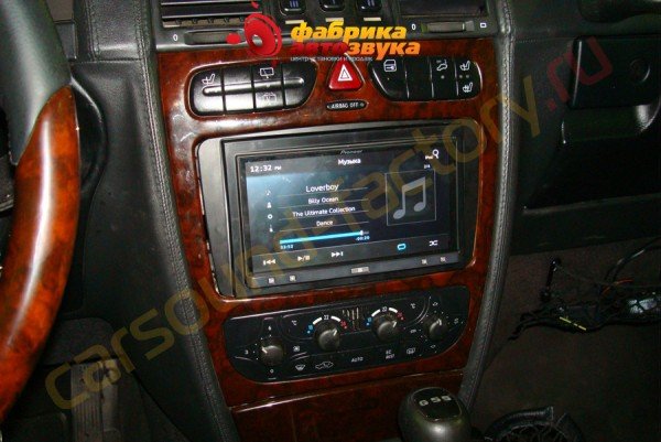 установка головного устройства Pioneer AppRadio DA100 AppRadio DA100 Merсedes Gelentwagen