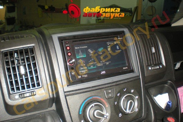установка автомагнитолы JVC KW-AVX740 JVC KW-AVX740 Peugeot Boxer