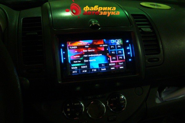 замена штатного ГУ JVC KW-V11 Nissan Note