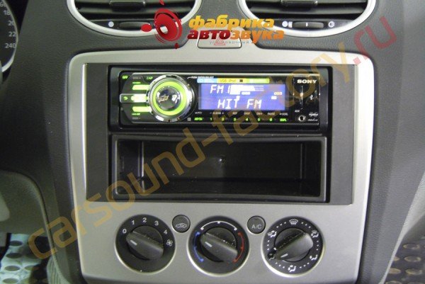 Магнитола SONY SONY CDX-GT647UI Ford Focus 2