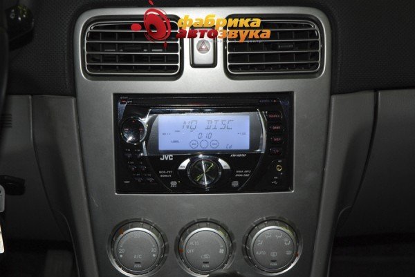 Установка магнитолы JVC JVC KW-XG707EE Subaru Forester