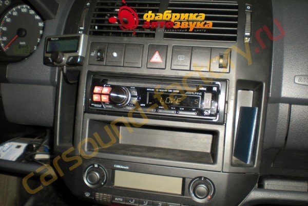 автомагнитола Alpine CDE-120RR Alpine CDE-120RR Volkswagen Polo
