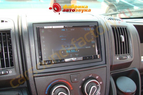 установка автомагнитолы Pioneer AVH-P8400BT Pioneer AVH-P8400BT Fiat Ducato