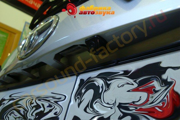 камера заднего вида AVIS Toyota Ractis