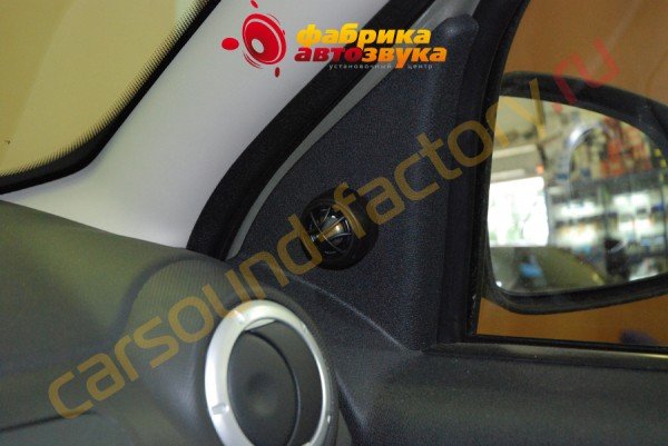 Установка пищалок DLS T20 Renault Sandero