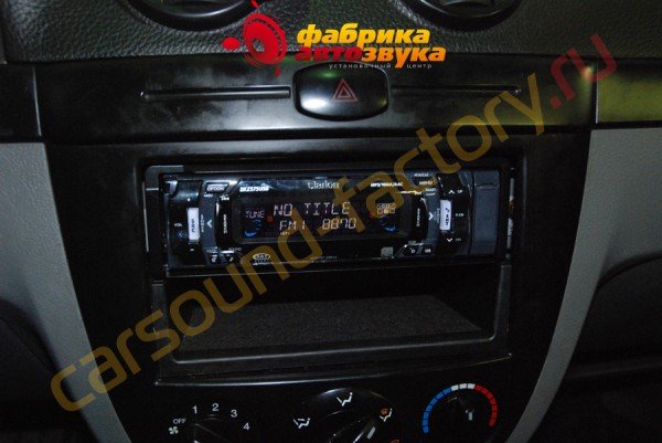 Автомагнитола Clarion Clarion DXZ575USB Chevrolet Lacetti