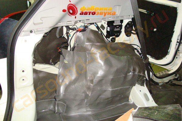 шумоизоляция колесных арок SGM Kia Sportage