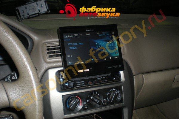 установка автомагнитолы Pioneer AVH-P6300BT Pioneer AVH-P6300BT Mitsubishi Galant