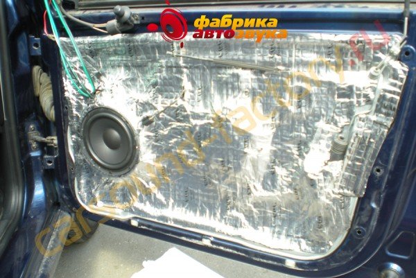 шумоизоляция дверей SGM Skoda Fabia