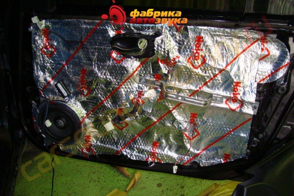 установка акустики DLS B6.2 DLS B6.2 Nissan Maxima QX