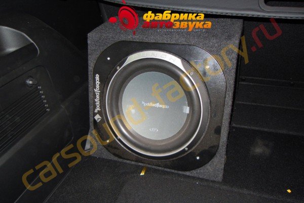 установка сабвуфера Rockford Fosgate P2 SsangYong Kyron