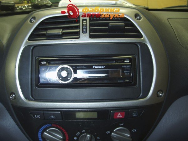 Установка магнитолы 1din Pioneer Pioneer DEH-5000UB Toyota RAV 4