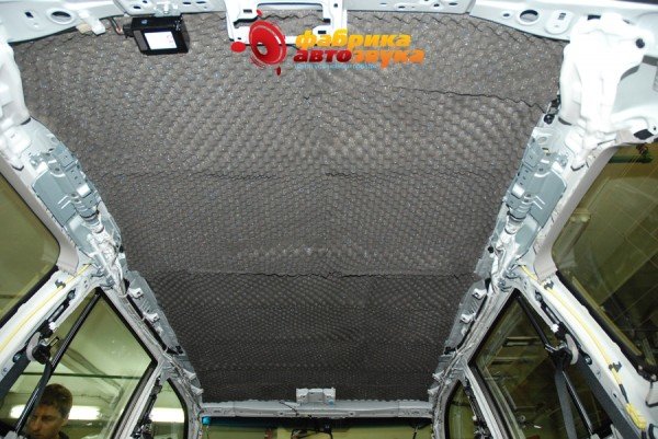 шумоизоляция потолка автомобиля Шумофф Toyota Land Cruiser Prado 150