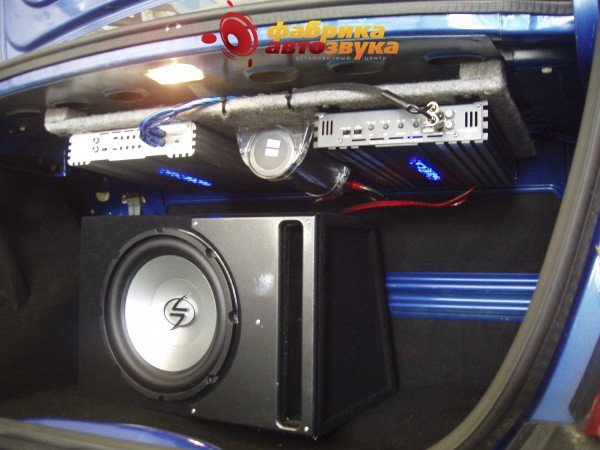 Сабвуфер Lightning Audio Lightning Audio S4.12.4 Renault Logan