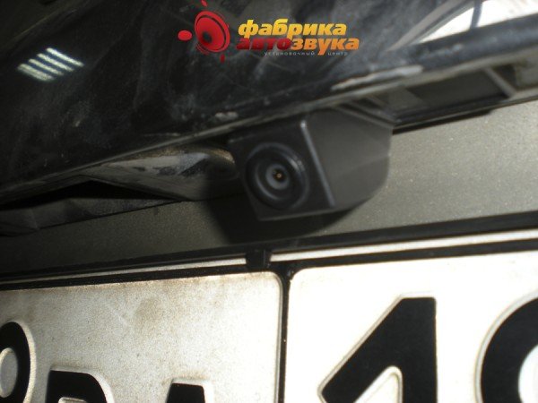 Установка камеры заднего вида Phantom Nissan X-Trail