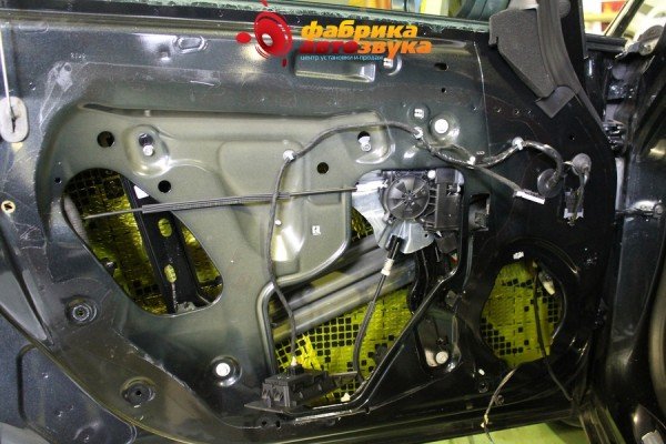 шумоизоляция двери в 1 слой Comfort Opel Astra J