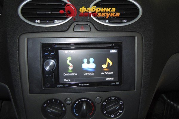 Установка автомагнитолы 2din Pioneer AVIC-F900BT Ford Focus 2