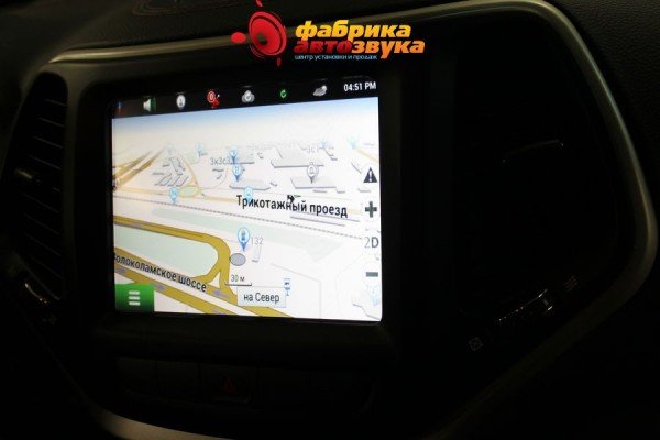 Навител в машине - Jeep Grand Cherokee