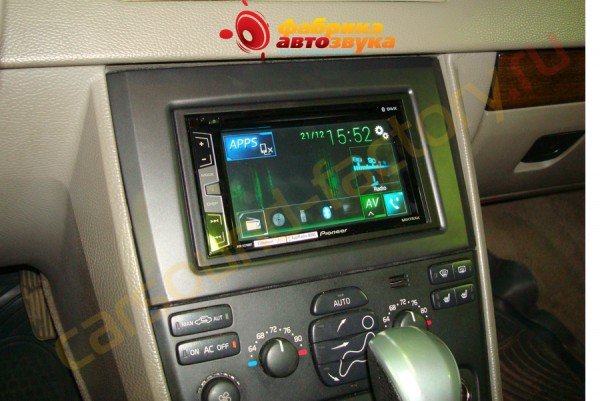 установка магнитолы Pioneer AVH-X2700BT Pioneer AVH-X2700BT Volvo XC 90