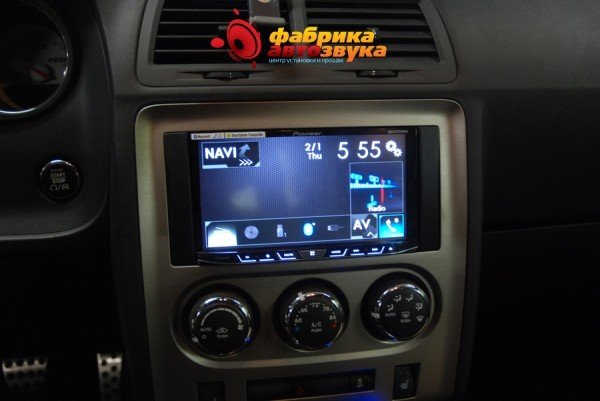 установка и подключение автомагнитолы Pioneer AVH-X8700BT Dodge Challenger SRT