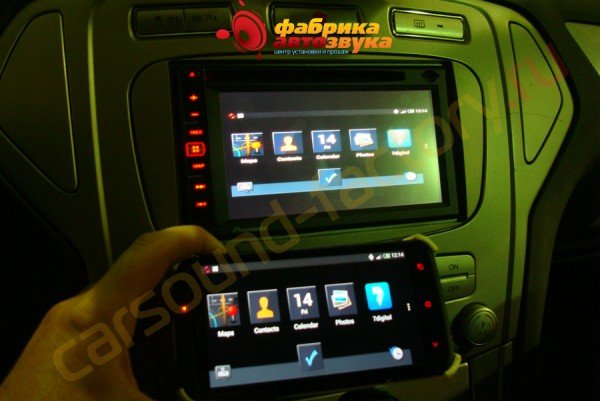 установка магнитолы Pioneer AVIC-F950BT Pioneer AVIC-F950BT Ford Mondeo