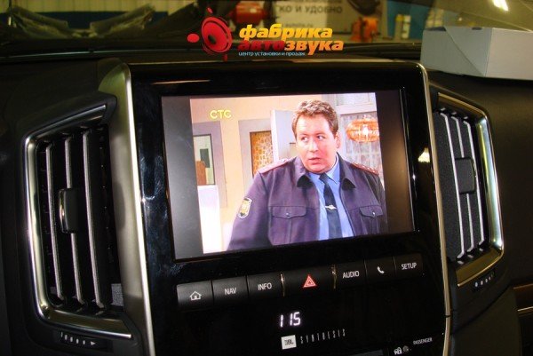 цифровое тв dvb-t2 Germis Toyota Land Cruiser 200 2016+