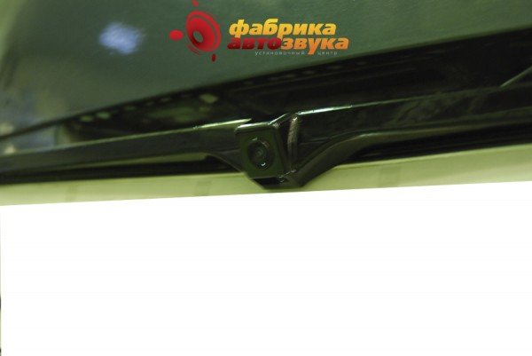 Камера заднего вида - Volkswagen Touareg