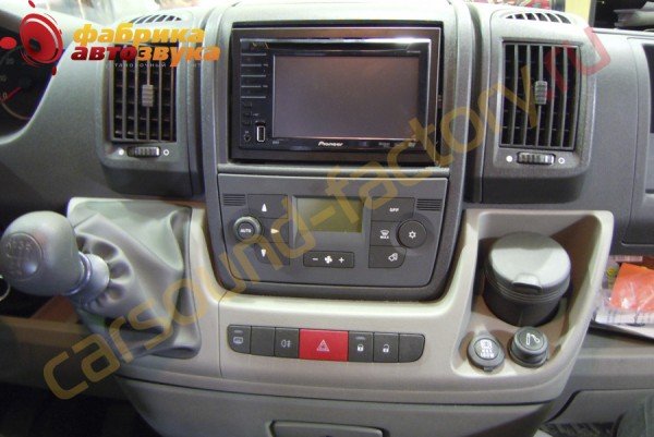 Установка автомагнитолы 2din Pioneer AVH-P3100DVD Peugeot Boxer