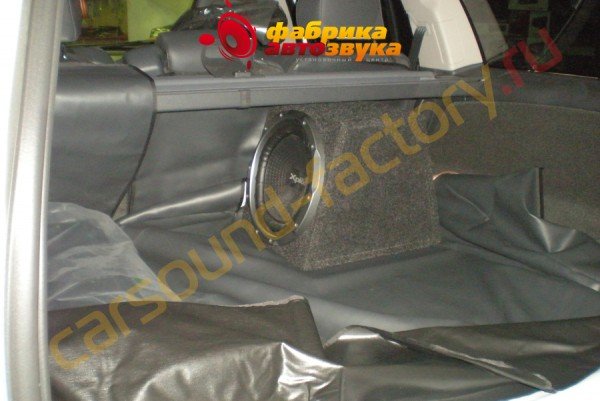 подключение сабвуфера к штатной автомагнитоле SONY Volvo XC 90