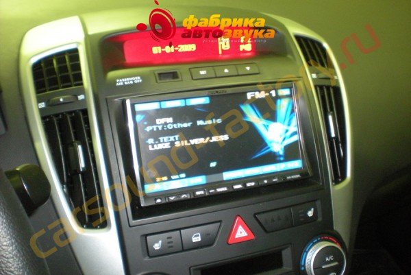установка автомагнитолы Alpine IVA-W520R Alpine IVA-W520R Kia Ceed