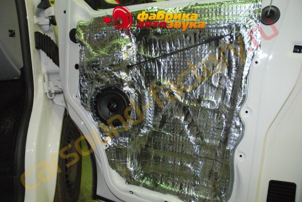 установка акустики DLS B6A DLS B6A Volkswagen Caravelle