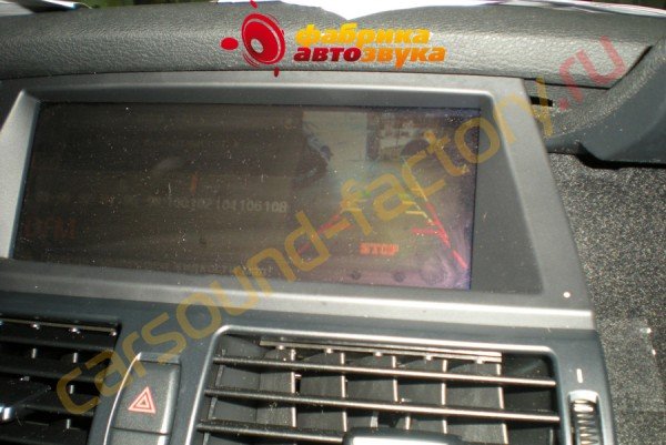 подключение камеры к штатному монитору AVIS BMW X5
