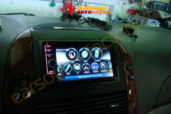 установка автомагнитолы Kenwood DNX5580BT Toyota Sienna